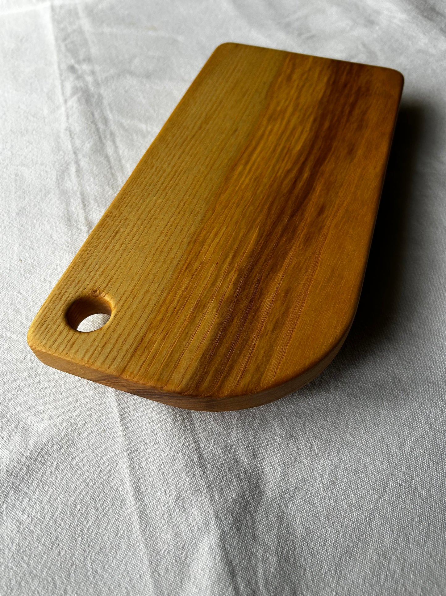 Handmade Ash Cutting Board with Finger Hole - 29cm x 14.5cm x 2cm