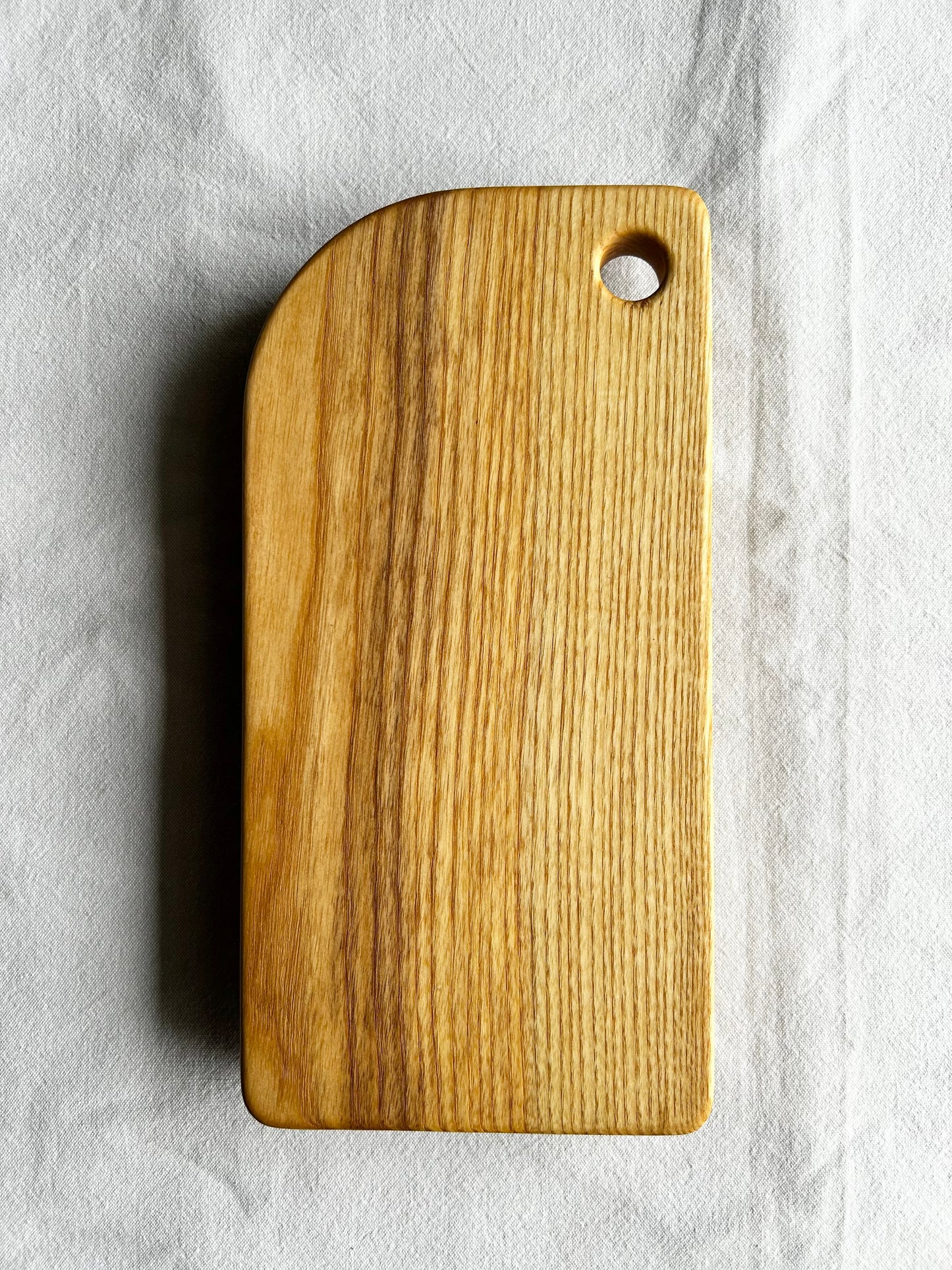 Handmade Ash Cutting Board with Finger Hole - 29cm x 14.5cm x 2cm